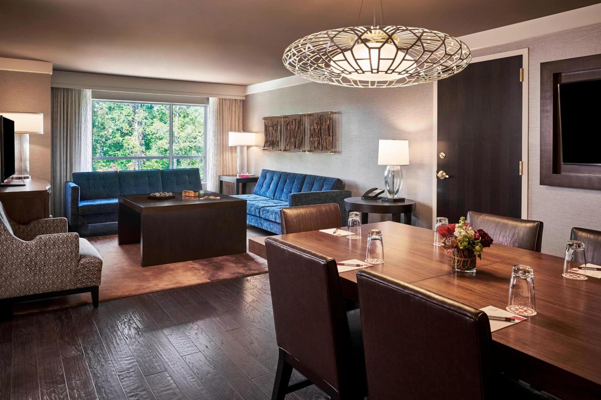 เดอะสเตทวิว โฮเต็ล Hotel ราลลี ภายนอก รูปภาพ